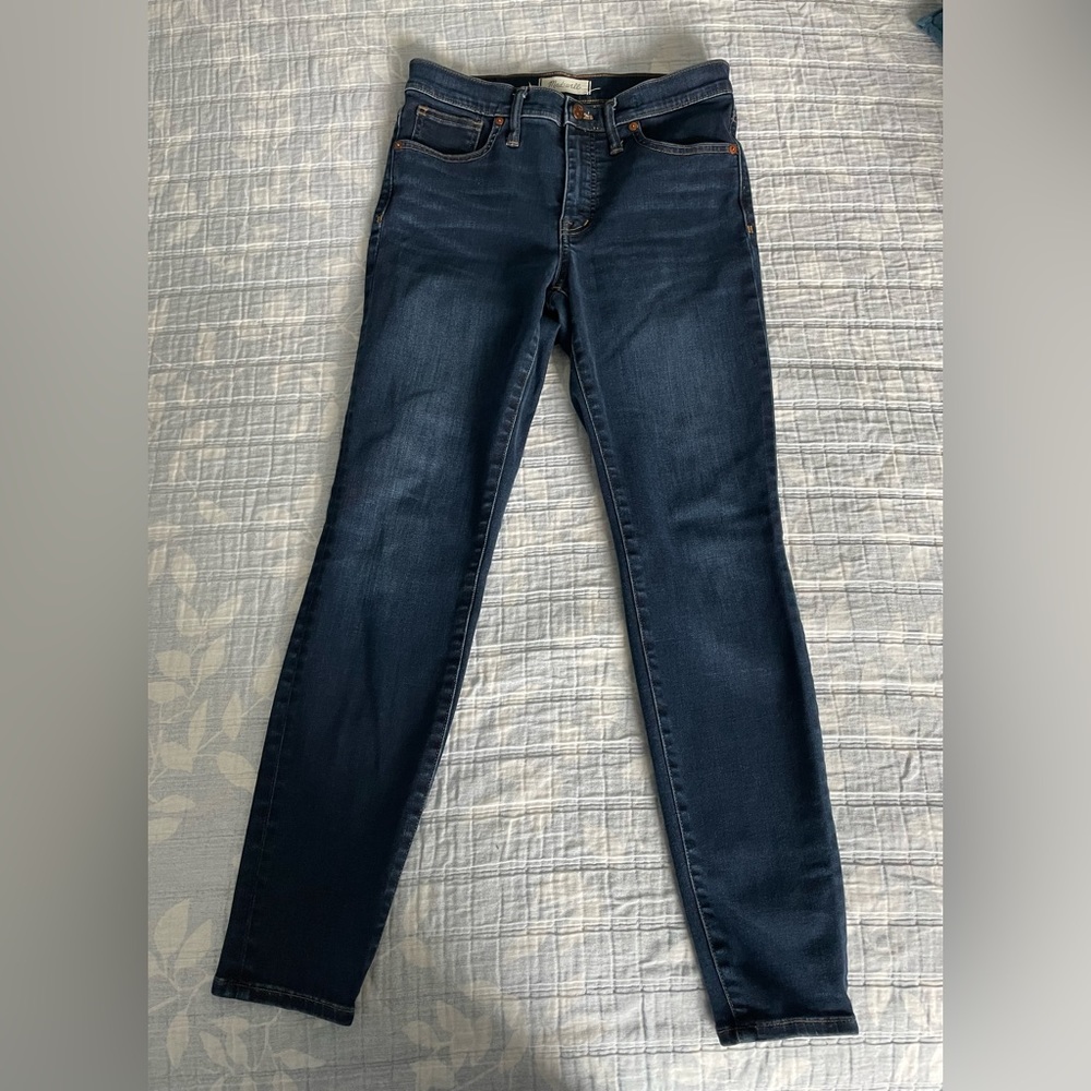 Madewell 9” High Rise Skinny Jeans Size 28 (equal to size 6)